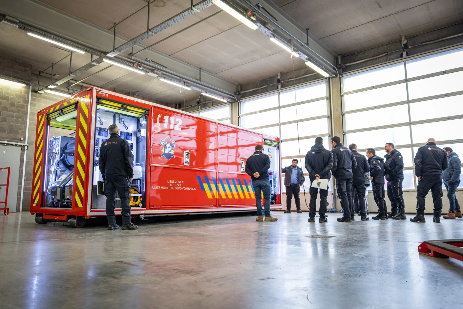 CBRN decontamination unit
